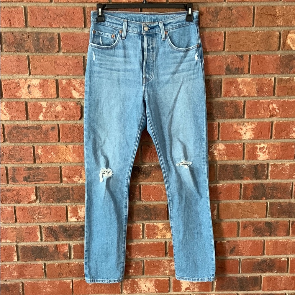 Levi’s 501 Stylish Light Blue Straight Leg Distressed Jeans